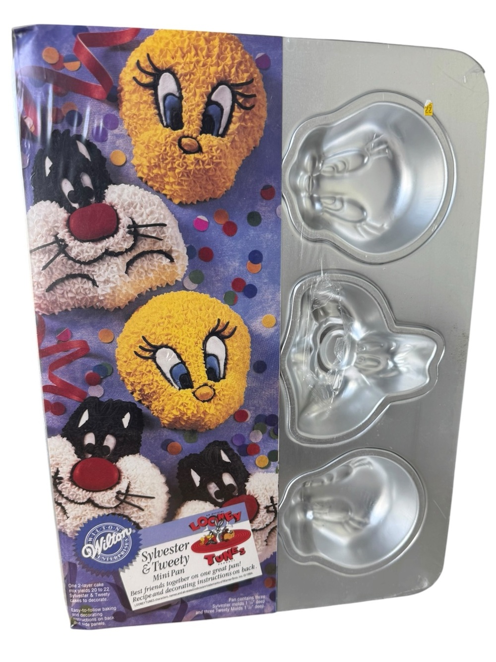 Vintage 1994 Wilton Sylvester Tweety Mini Cake Pan Looney Tunes 6 Mold Retro